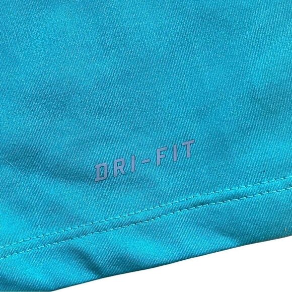 Nike WOMEN'S NIKE PRO SLEEVELESS V NECK - Picture 4 of 8